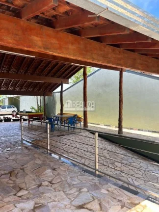 Imagem Rancho Volta Grande à venda em Conceição das Alagoas: 5 dormitórios, piscina e churrasqueira!