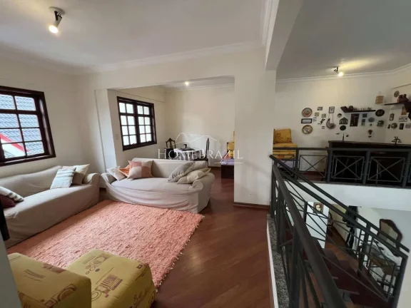 Imagem Apartamento à venda, com 3 quartos, 135m2