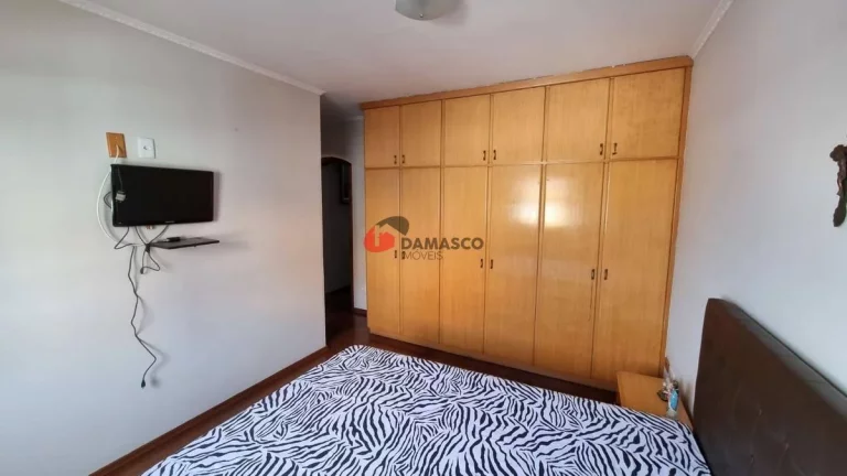 Imagem Sobrado à venda 3 Quartos, 1 Suite, 6 Vagas, 221M², Osvaldo Cruz, São Caetano do Sul - SP