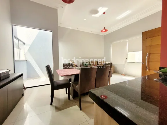 Imagem Casa com 3 Quartos (2 Suítes), 4 Banheiros, Edícula Completa e 2 Vagas no Jardim Oriente – 250m² de Terreno e 160m² de Construção