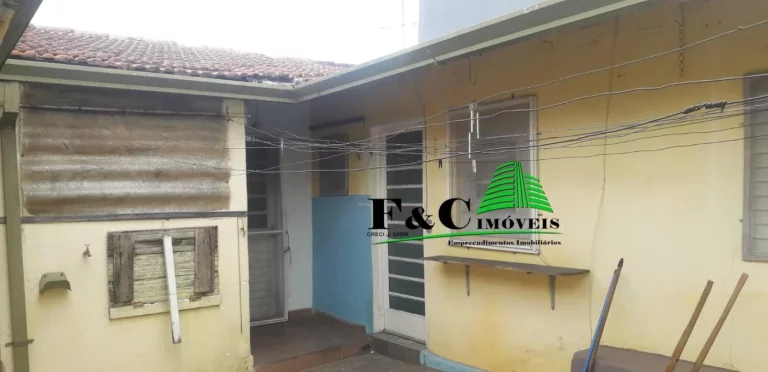 Imagem Casa para Venda em São Carlos, Vila Boa Vista, 3 dormitórios, 1 banheiro, 2 vagas