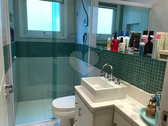 Imagem Casa à venda com 2 quartos, sendo 2 suítes, no condomínio Vilagio Viccino, São Paulo - SP
