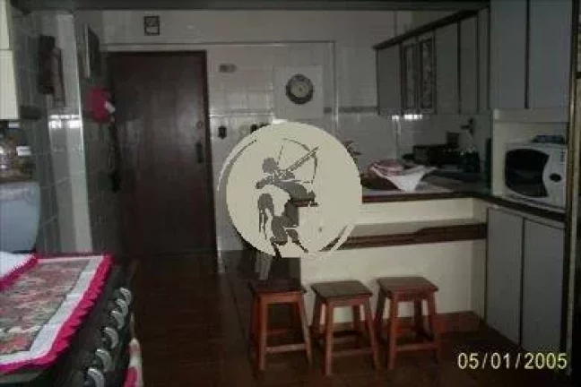 Imagem GARAGEM FECHADA 2 AUTOS E VÁRIAS MOTOS