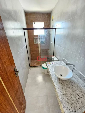 Imagem Casa com 3 dormitórios à venda, 175 m² por R$ 400.000,00 - Caminho de Búzios - Cabo Frio/RJ