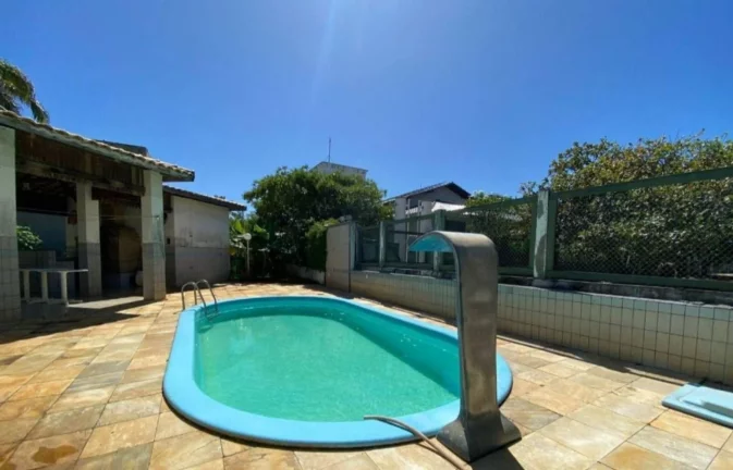 Imagem Casa à Venda no Morada da Praia - Espaçosa com 4 Suítes e 640m²!