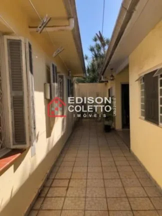 Imagem Casa a venda com vocação comercia!! Excelente oportunidade de Negocio!!!