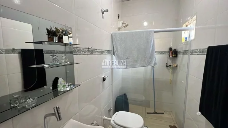 Imagem Casa para alugar no Jardim Elza Amuí I, em Uberaba