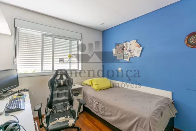 Imagem Apartamento na Vila Romana com 153m², 3 suítes e 3 vagas.