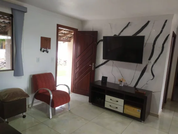 Imagem Casa com sala comercial Bairro Canadá área construída 230,00m² e terreno com 715,00m²