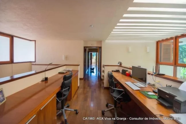 Imagem Casa com 5 dormitórios à venda, 506 m² por R$ 2.300.000,00 - Granja Viana - Carapicuíba/SP