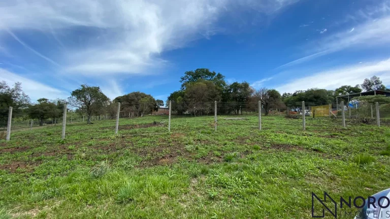 Terreno todo cercado