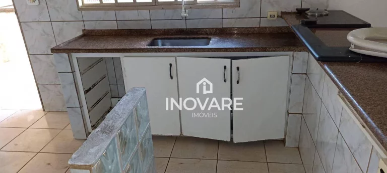 Imagem Casa com 3 dormitórios à venda, 106 m² por R$ 285.000,00 - Jardim Leonora Ll - Itumbiara/GO