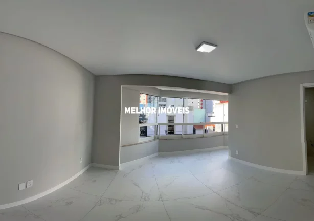 Imagem Apartamento a venda com 100 m² no Centro de Balneário Camboriú