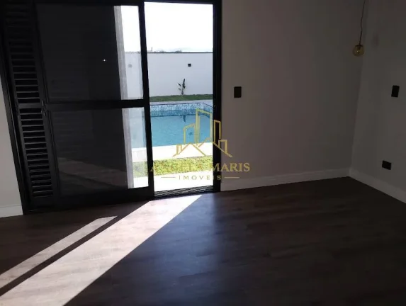 Imagem Casa Térrea, 4 Dormitórios (sendo 4 suítes), Condomínio Colinas Paratehy