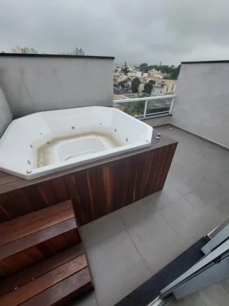 Imagem Cobertura sem condomínio à venda ou locação na Vila Scarpelli - Santo André-SP: 3 quartos, 1 suíte, 3 banheiros, 2 vagas, 125m²!