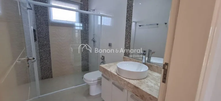 Imagem Com 331mÂ² de Ã¡rea construÃ­da, essa residÃªncia foi projetada para quem busca conforto, sofisticaÃ...
