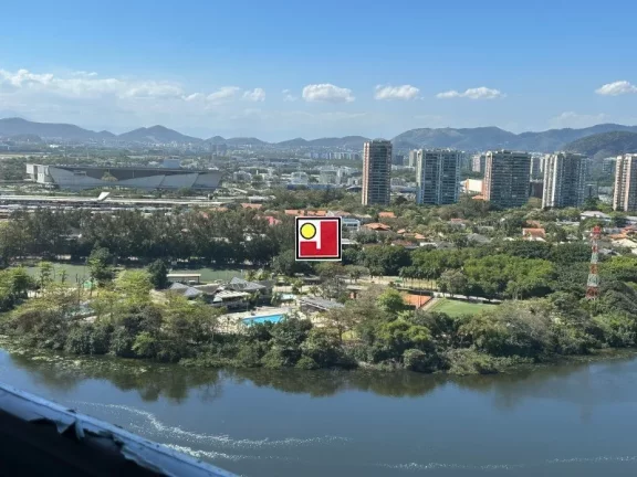 Imagem Vendo 2Q(1S), depend, 2 vagas, na Praia da Barra, alto, nascente, cozinha grande, área serviço, ônibus, clube, tênis, squash, skate, futebol,ginasio