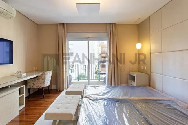 Imagem Apartamento de alto padrão com 4 quartos e 4 vagas no Jardim Paulista, São Paulo-SP - 266m² - Venda ou Locação!