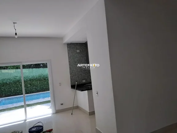 Imagem Alugo casa em condomínio São 4 dormitórios, sendo 2 suítes, além de 3 banheiros,