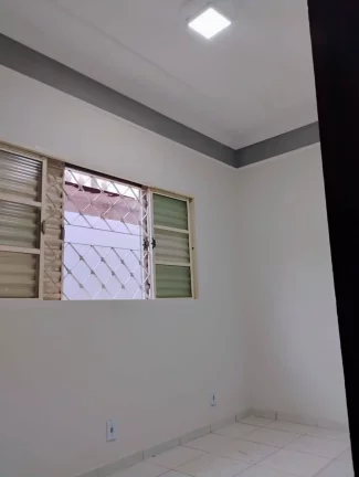 Imagem Linda casa 3 dormitorios - ACEITA corretores para auxilio de vendas