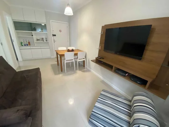 Imagem Apto mobiliado com 1 dormitório e 1 vaga de garagem na Av. Brasil em Balneário Camboriú