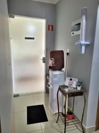 Imagem Comercial para Venda em Limeira / SP no bairro Vila Cristóvam