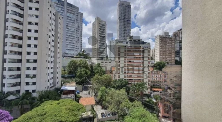 Imagem Apartamento à venda na Vila Madalena com 2 quartos e 1 vaga, 52 m²