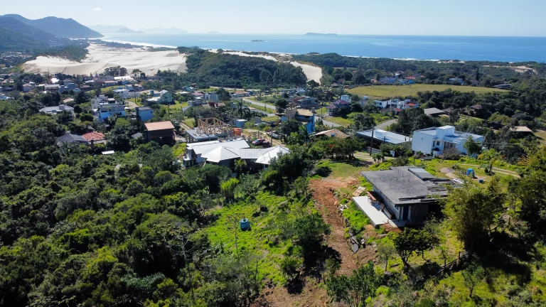 Imagem Terreno à venda na Areias do Macacu - Garopaba/SC