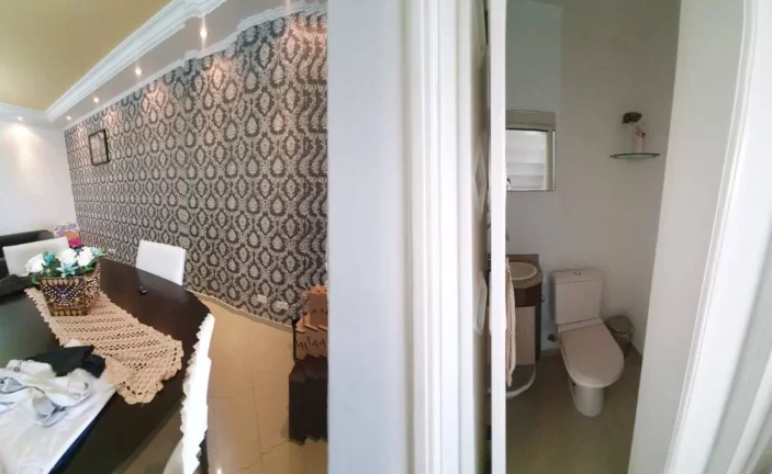 Imagem Sobrado em Condomínio Fechado 140 m² 3 Dormitórios 1 Suíte