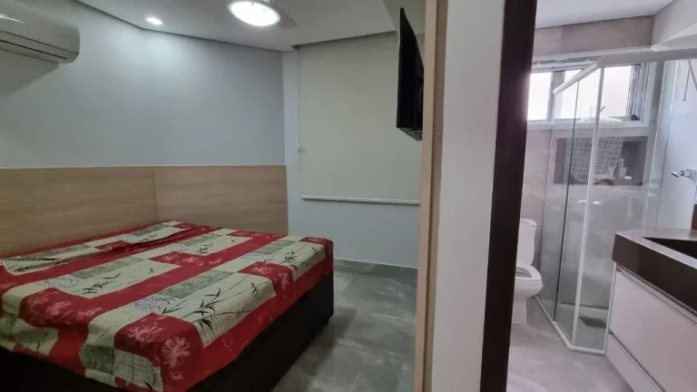 Imagem Praia de Pitangueiras - Calçadão - Alto padrão - Totalmente reformado e finamente decorado.