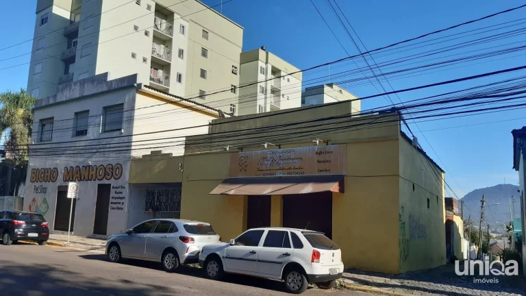 Terreno 23,60x33 na Rua Venâncio Aires em frente a POUPEX em Santa Maria