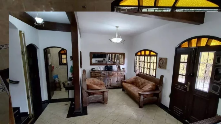 Imagem Casa para locação no condomínio Colonial Village em Caucaia do Alto, Cotia - SP | Batelli Imóveis