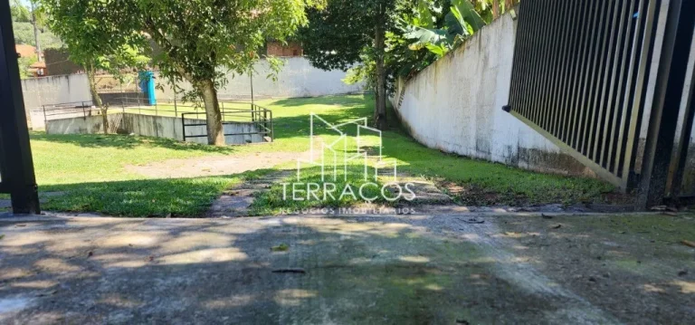 Imagem CHÁCARA COM 3.000 M² À VENDA, BAIRRO SÍTIO DO MURSA, VÁRZEA PAULISTA SP, PRÓX. CLUBE DE CAMPO DA CICA