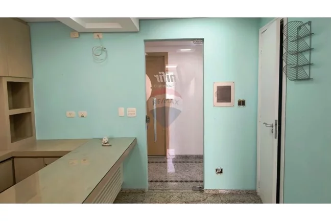 Imagem Sala comercial com 40m² com recepção 2 salas 2 banheiros 2 vagas para locação na Vila Olímpia