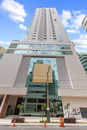 Imagem Apartamento 4 ou + dormitórios para Venda em Balneário Camboriú / SC no bairro Pioneiros