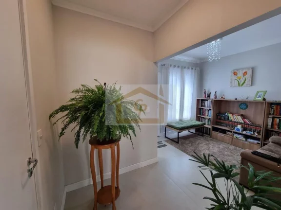 Imagem Casa Moderna!!! 3 suítes, 2 vagas ao lado Colégio Rio Branco