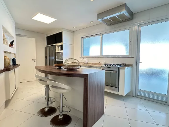Imagem Apartamento com 4 dormitórios à venda, 254 m por R$ 10.800.000,00 Riviera