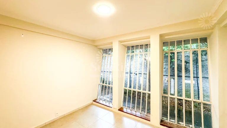 Imagem Casa de esquina para alugar com 350m² Residencial ou Comercial - Vila Clementino - São Paulo/SP
