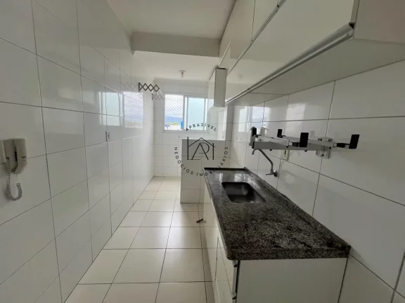 Imagem Apartamento para Venda em Praia Grande, Guilhermina, 2 dormitórios, 1 suíte, 2 banheiros, 1 vaga