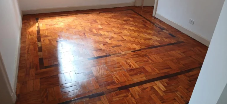 Imagem Apartamento Reformado com 2 quartos na Casper Libero -Luz