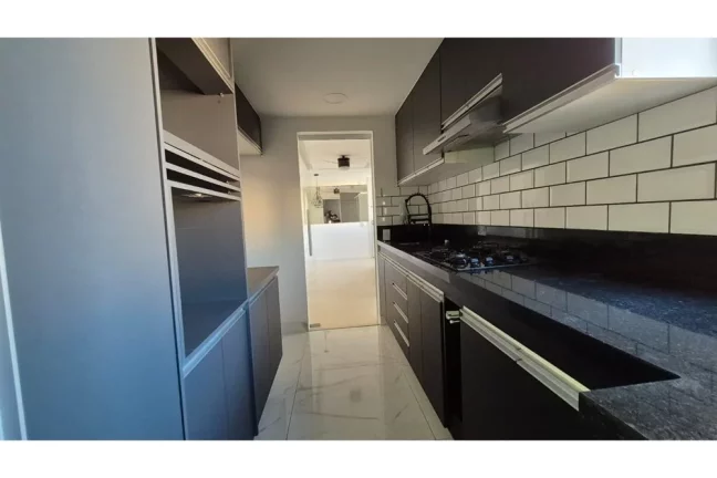 Imagem APARTAMENTO COM 2 QUARTOS EM CURICICA COM FINO ACABAMENTO. ENTRAR E MORAR !!
