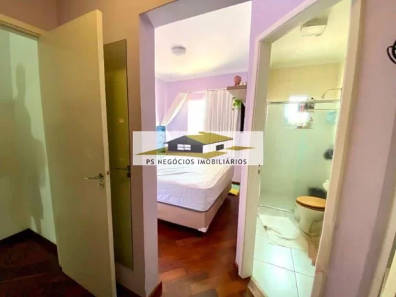 Imagem Sobrado Triplex em Condomínio com 153m2 para venda