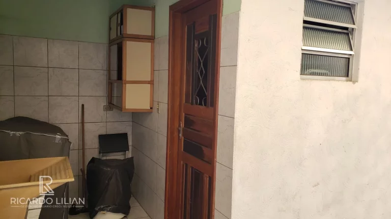 Imagem Sobrado para fins comerciais na Av Emilio Ribas Guarulhos - A Venda