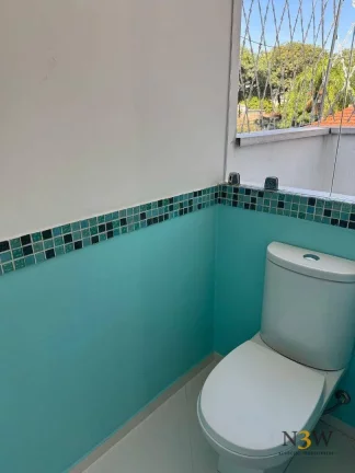 Imagem Casa à venda no Alto de Pinheiros São Paulo SP com 2 suítes, 2 vagas de garagem e 200m².