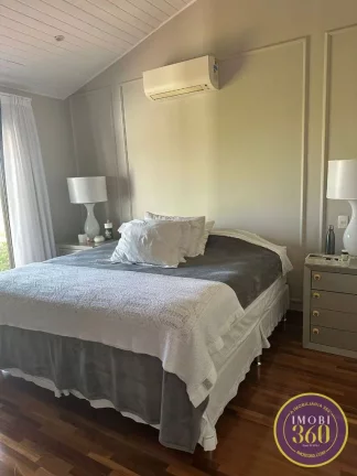 Imagem Maravilhosa casa de alto padrão