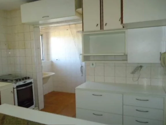 Imagem Apartamento bem localizado no centro, contendo 3 quartos com armários embutidos sendo 1 suíte, 1 v...
