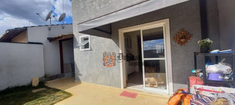 Imagem Sobrado com 3 dormitórios à venda, 102 m² por R$ 520.000,00 - Quinta dos Vinhedos - Bragança Paulista/SP