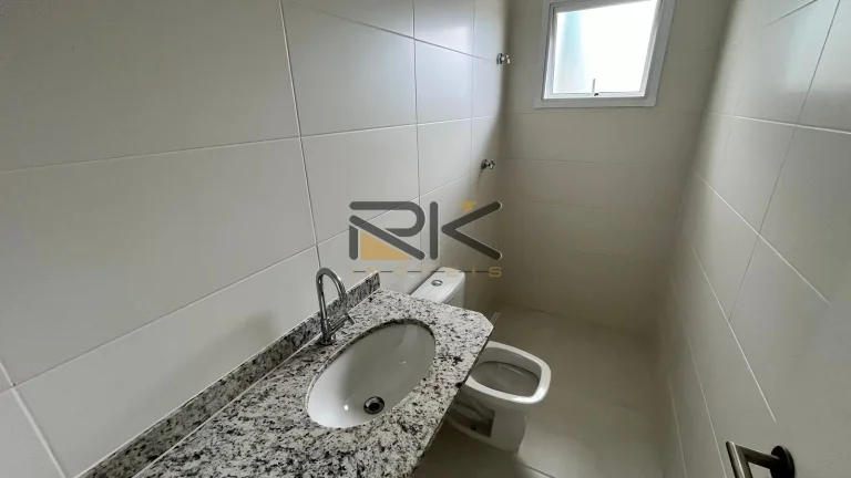 Imagem Cobertura no Itaguá com 3 dormitórios sendo 2 suítes,sala 2 ambientes,cozinha,varanda gourmet com churrasqueira,vista para o mar