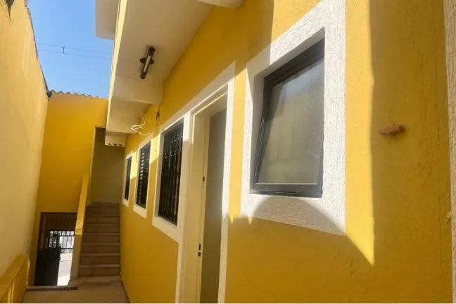 Imagem Casas em Frente Cemitério Lapa