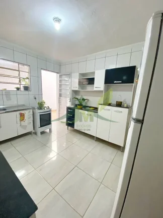 Imagem Casa à Venda no Jardim Maristela em Atibaia: Conforto e Praticidade